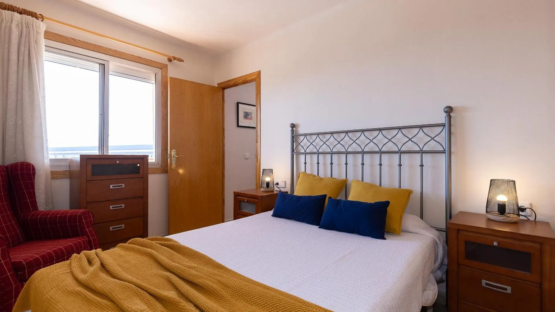 Uhc Virgen Del Carmen Apartments Cambrils 0*,