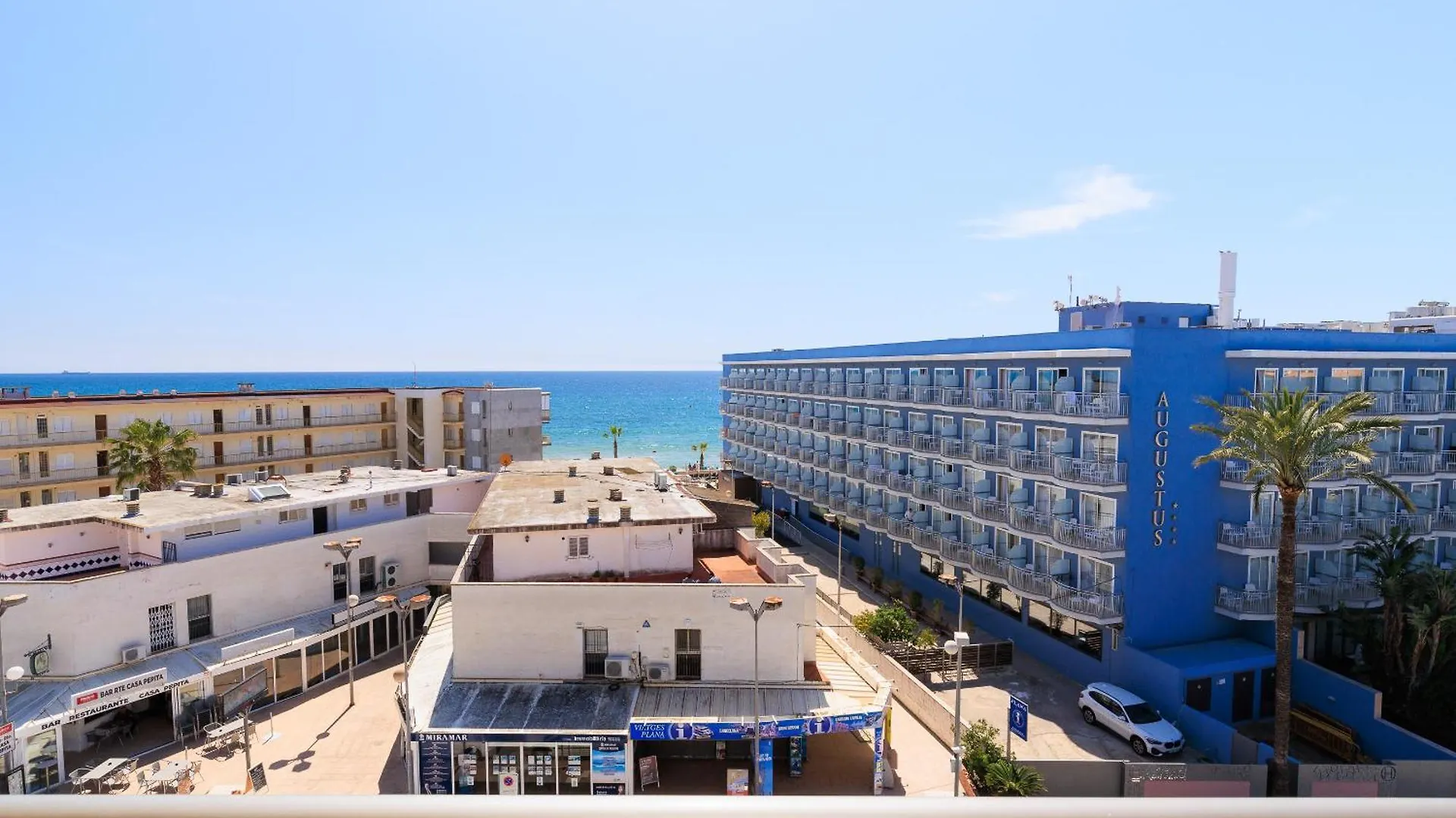Uhc Virgen Del Carmen Apartments Cambrils